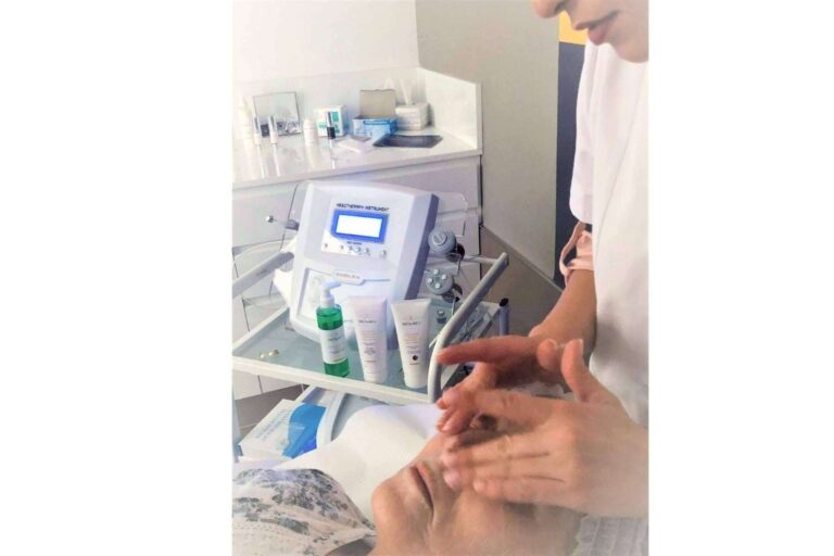 Las ventajas de MiCleo: el tratamiento facial profesional más solicitado en clínicas y centros de estética