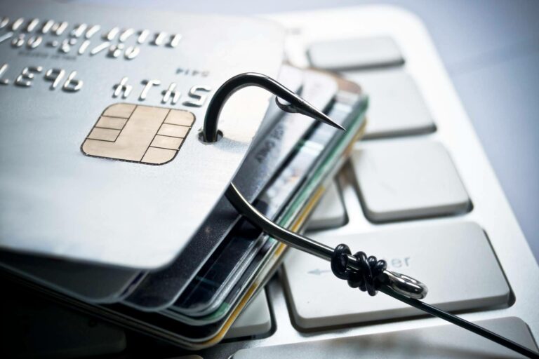 Phishing por SMS, el delito online que puede dejar al afectado sin ahorros