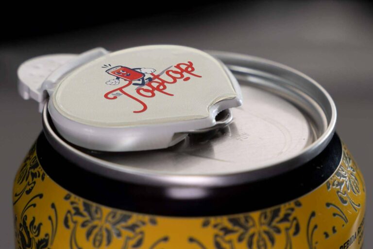 The Top·Top es la tapa para latas que hará que las bebidas no pierdan su chispa