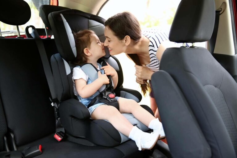 Las recomendaciones para elegir la silla del coche para un bebé de Rosa Roca
