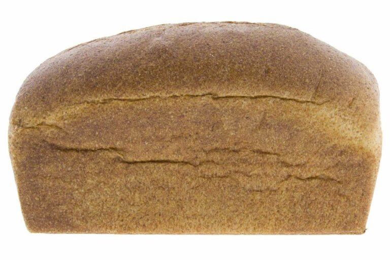 Pan de centeno sin sal, elaborado con harina integral y masa madre, en la marca Biopanadería