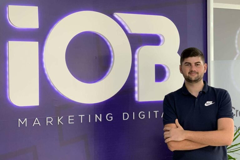 El joven de 23 años, Iván Oller, triunfa en el e-commerce