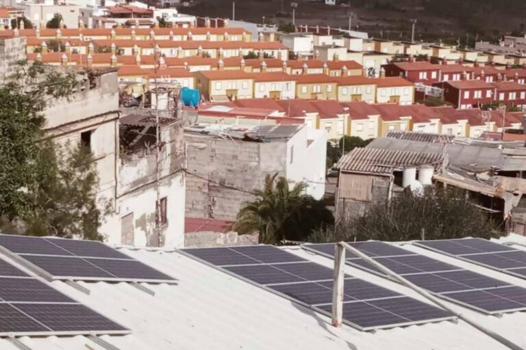 La instalación de energía fotovoltaica en Canarias aumenta considerablemente