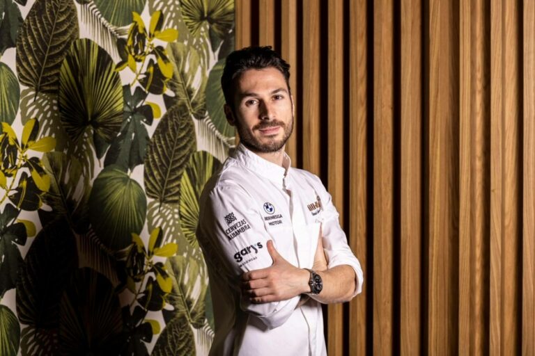 Samuel Naveira, el chef que ha sido seleccionado para el III Premio Sostenibilidad Aquanaria Madrid Fusión Alimentos de España 2023