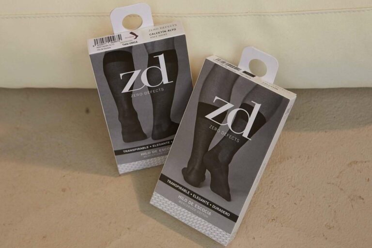 Calcetines confeccionados artesanalmente por Zd Zero Defects
