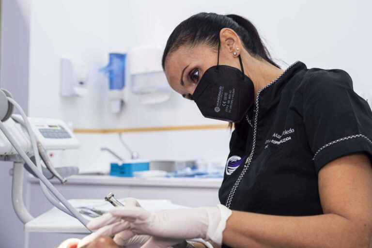 La Dra. Bibiana Martín Toledo permite sacar el máximo partido a la ortodoncia invisible y a otros tratamientos