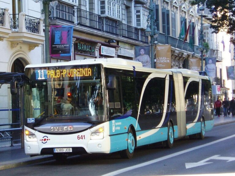 Subirse al 5G en un nuevo paso por modernizar todos los elementos de la flota, así lo hacen los autobuses urbanos de Málaga