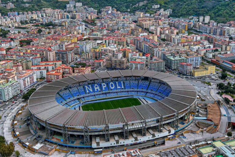 Football Host ofrece tickets y experiencias para ver al Napoli