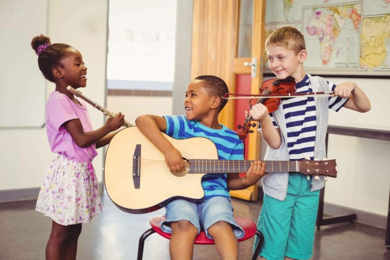 Cursos de música y talleres diseñados para los más pequeños en la Escuela de Música La Clave