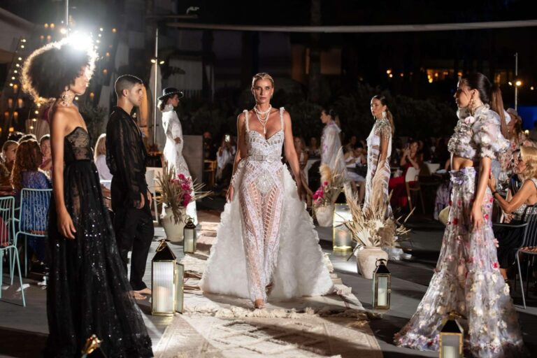 El hotel de 5 estrellas 7 Pines Resort Ibiza acoge su primer Fashion Show con exclusivas marcas