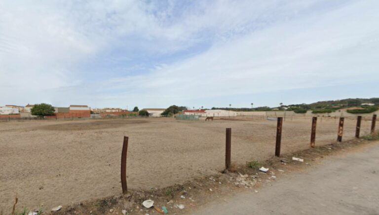 Eactivos.com pone terrenos, viviendas y garajes a subasta en La Línea de la Concepción y en Mijas